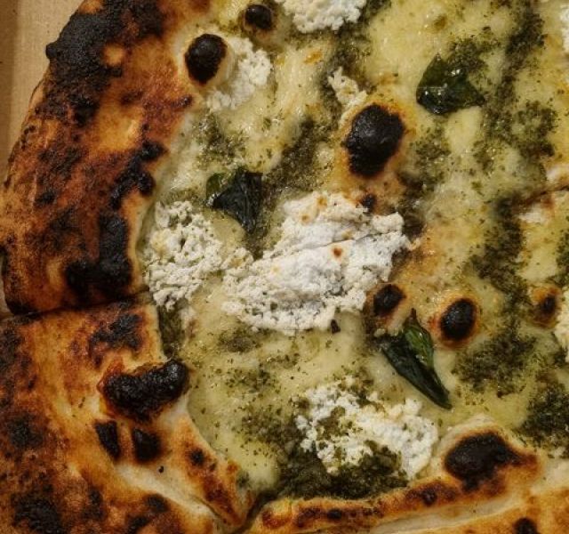 two-tozzers-pizza-8-kireth-ai